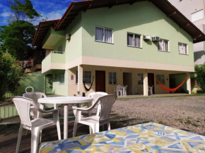 Гостиница Parada de Bombas Apartamentos  Бомбиньяс